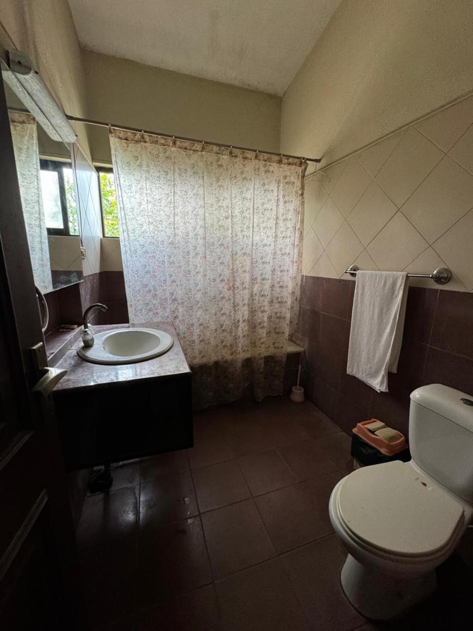 Casa Blanca Boutique Guest House Islamabad Ngoại thất bức ảnh